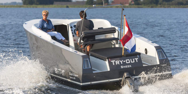 15 EastCraft Tender 850 481.jpg 